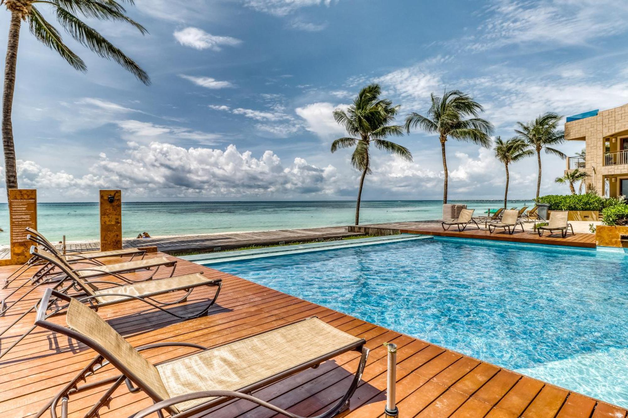 Residences El Faro, Surf 201 Playa del Carmen Bagian luar foto