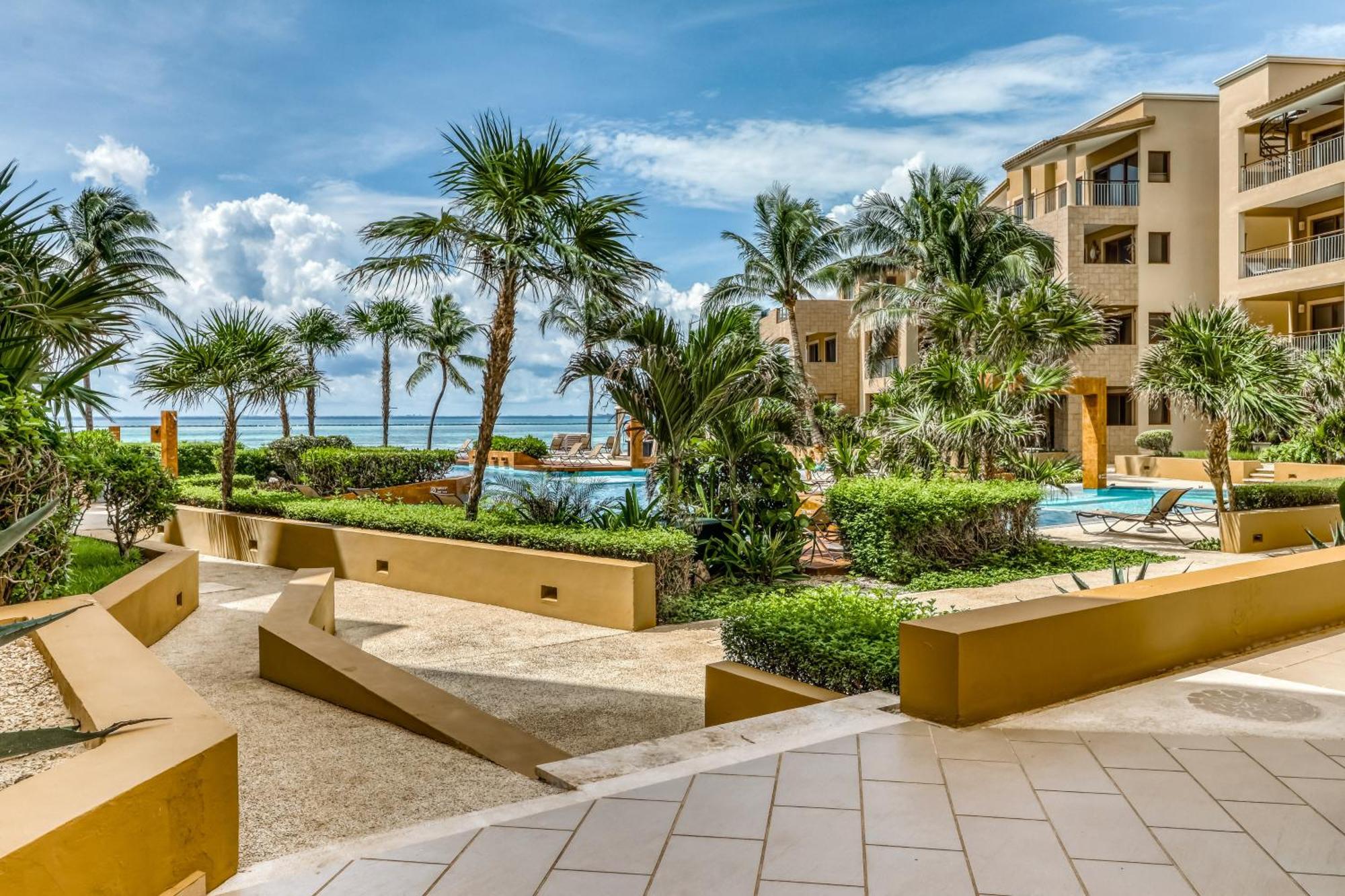 Residences El Faro, Surf 201 Playa del Carmen Bagian luar foto