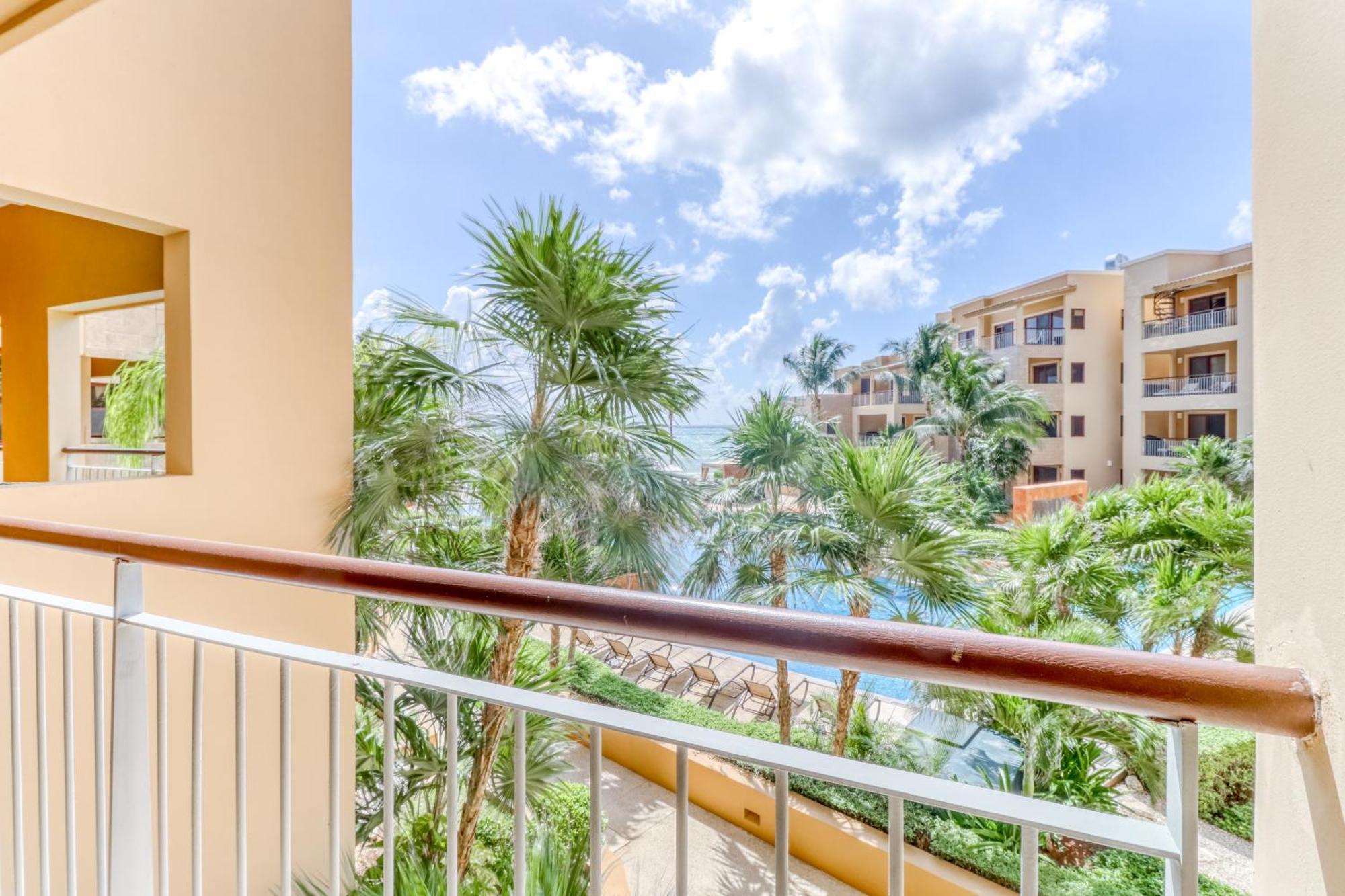 Residences El Faro, Surf 201 Playa del Carmen Bagian luar foto